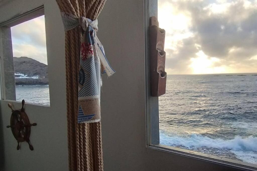 Вилла La Casa Con Terraza Privada Sobre El Mar Тельде Экстерьер фото